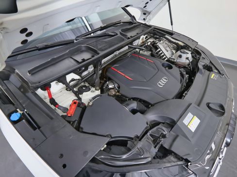 Used 2022 Audi SQ5 Premium Plus image 63