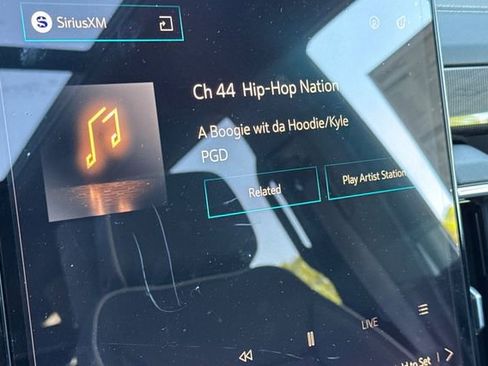 New 2026 GMC Yukon XL Elevation image 24