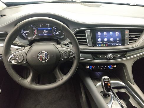 Used 2021 Buick Enclave Essence FWD image 22