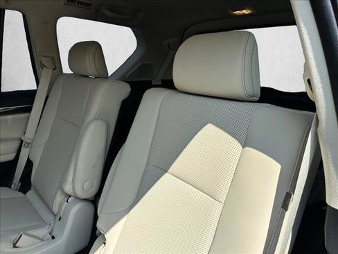 Used 2021 Lexus GX 460 Premium w/ Accessory Package AWD/4WD image 14