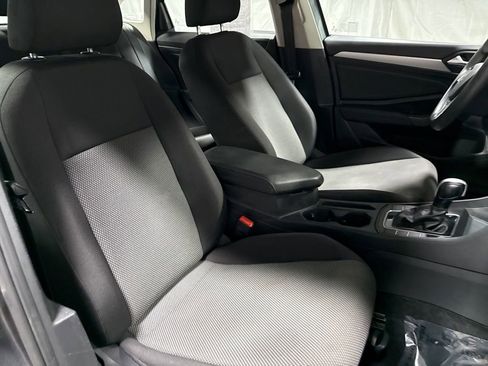 Used 2021 Volkswagen Jetta S image 8