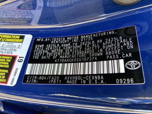 Used 2025 Toyota Camry LE image 32