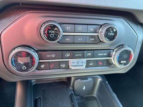 New 2026 Ford Bronco Outer Banks AWD/4WD image 17