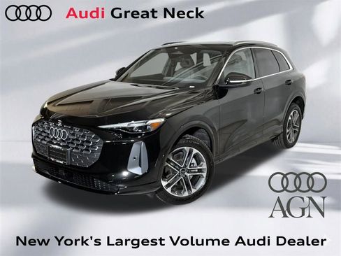 New 2025 Audi Q5 Premium Plus image 1