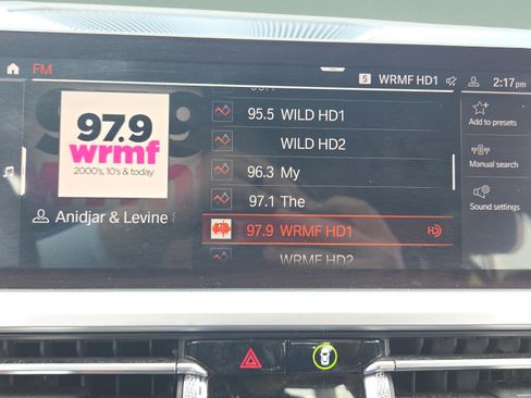 Used 2019 BMW 330i xDrive Sedan w/ Driving Assistance Package image 29