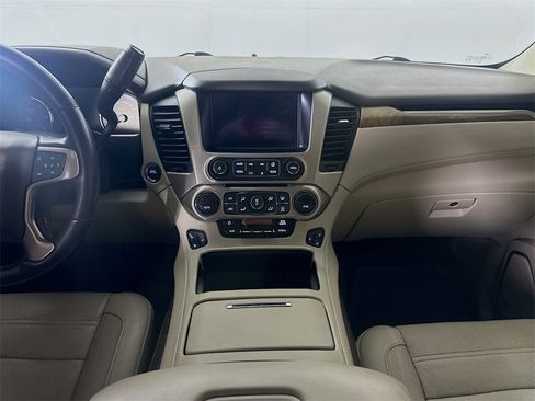 Used 2019 GMC Yukon Denali w/ Denali Ultimate Package image 19