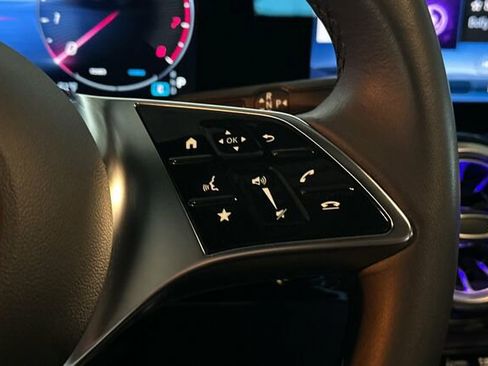 Used 2025 Mercedes-Benz GLA 250 GLA 250 image 31