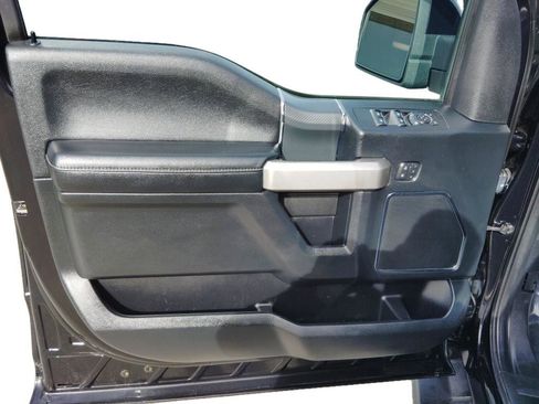 Used 2020 Ford F150 Lariat image 13