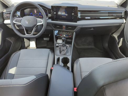 New 2025 Volkswagen Jetta SE image 19