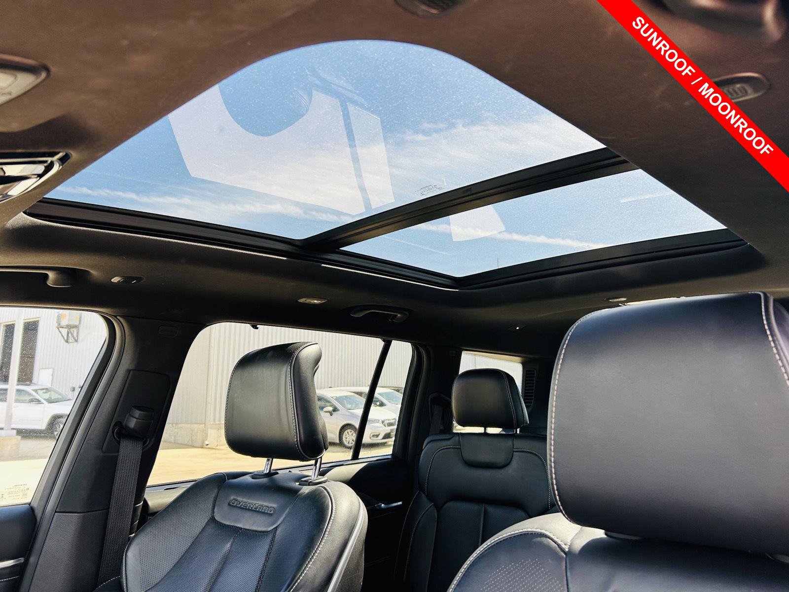 Used 2021 Jeep Grand Cherokee L Overland w/ Advanced Protech Group III AWD/4WD image 4