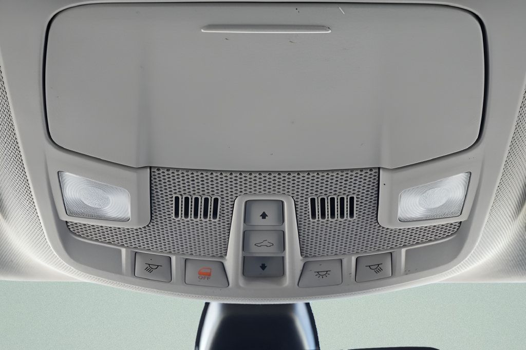 Used 2015 Ford Fusion Titanium FWD image 19