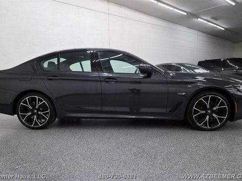 Used 2023 BMW 530e w/ M Sport Package RWD image 10