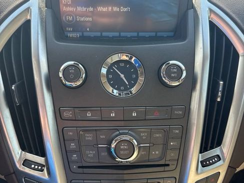 Used 2011 Cadillac SRX Luxury FWD image 9