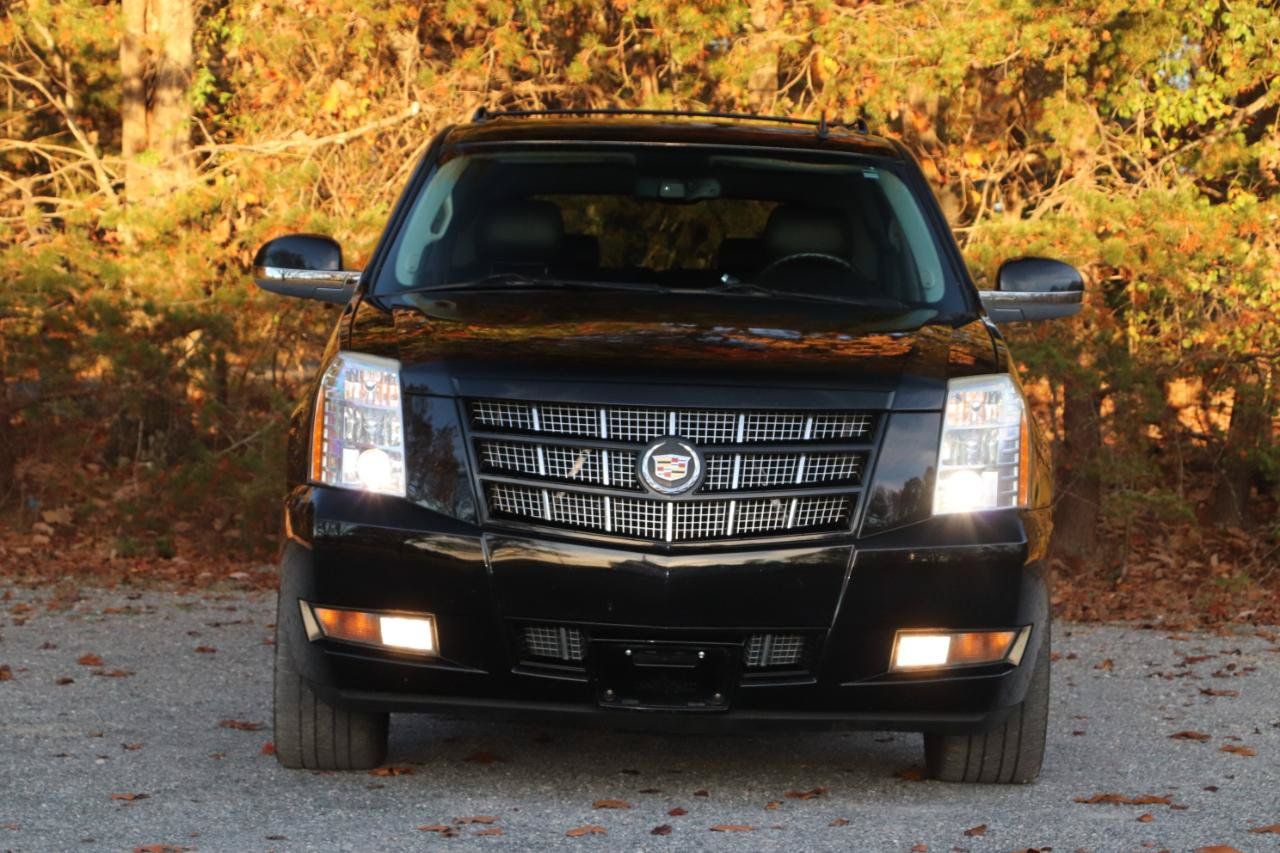 Used 2014 Cadillac Escalade ESV Premium AWD/4WD image 28