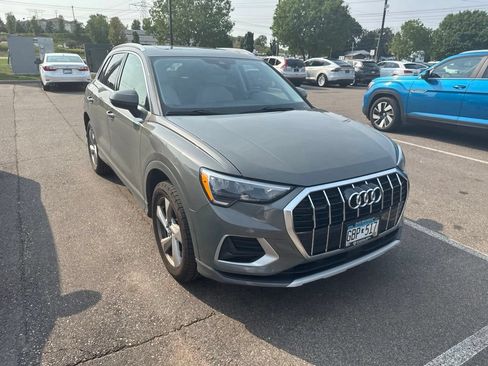 Used 2020 Audi Q3 2.0T Premium w/ Convenience Package AWD/4WD image 21