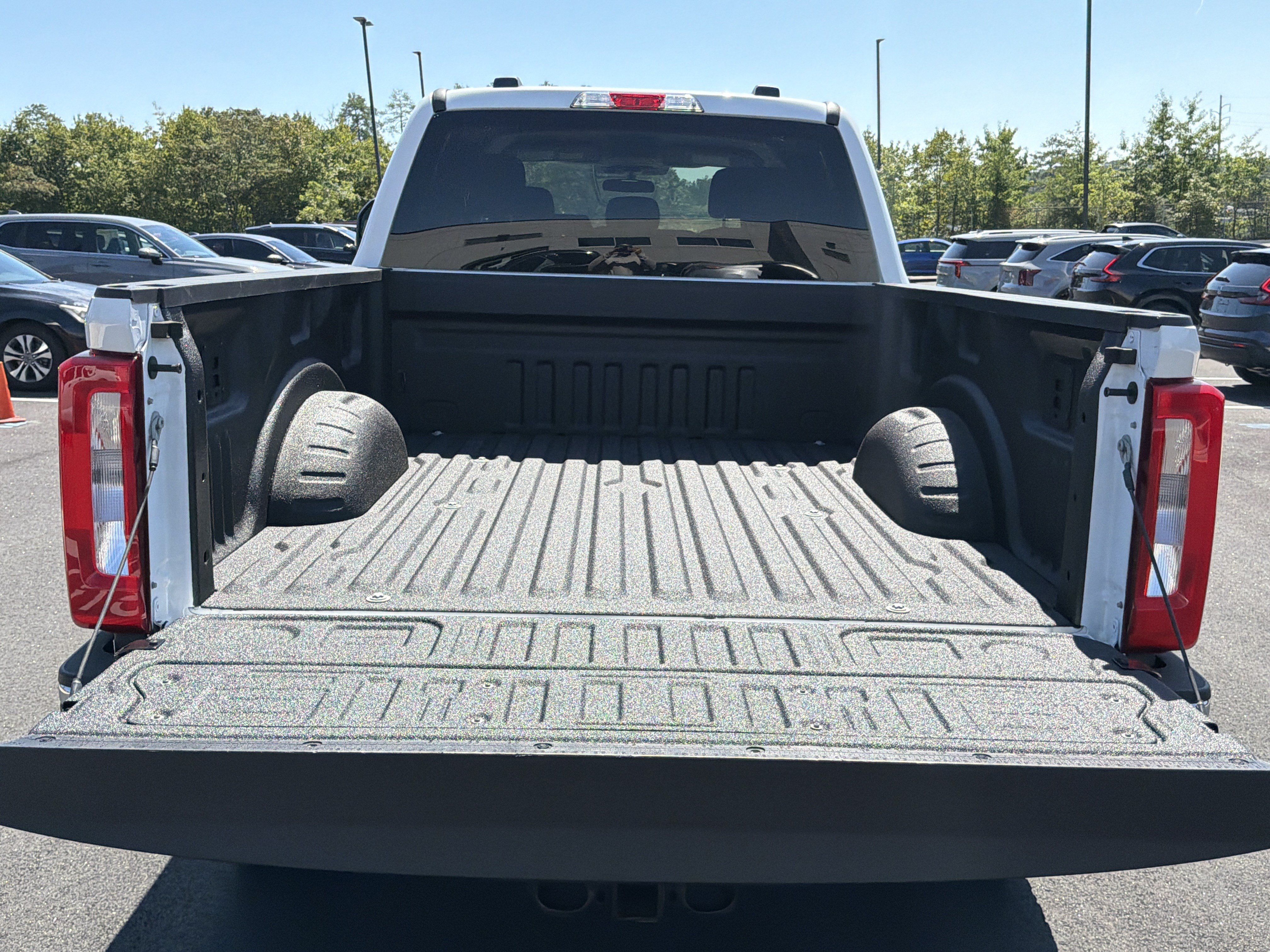 Used 2026 Ford F250 XLT AWD/4WD image 18