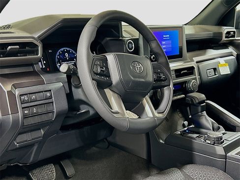 New 2026 Toyota 4Runner SR5 image 7