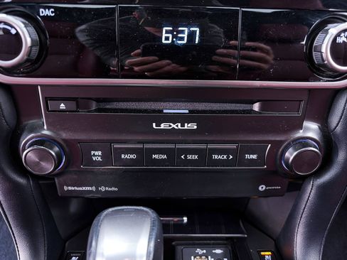 Used 2022 Lexus GX 460 Premium w/ Premium Package AWD/4WD image 27