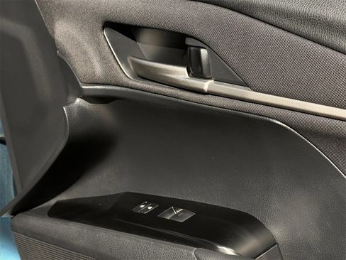 Used 2025 Toyota Camry LE image 27