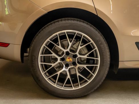 Certified 2017 Porsche Macan S AWD/4WD image 15