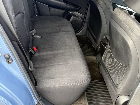 Used 2011 Subaru Outback 2.5i Premium image 16