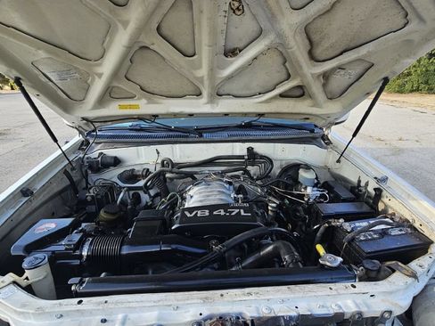 Used 2003 Toyota Sequoia SR5 RWD image 10