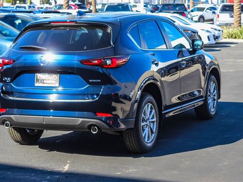 New 2025 MAZDA CX-5 AWD 2.5 S w/ Select Package image 4