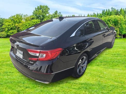 Used 2018 Honda Accord EX-L image 8