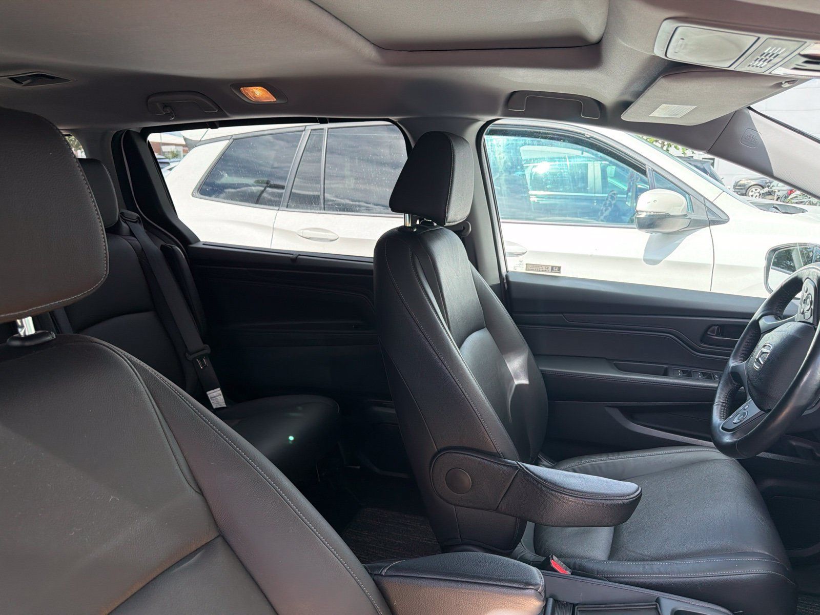 Used 2023 Honda Odyssey EX-L image 6