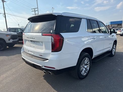 Used 2025 GMC Yukon Denali image 6