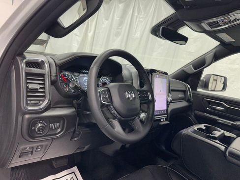 Used 2025 RAM 1500 Laramie image 16