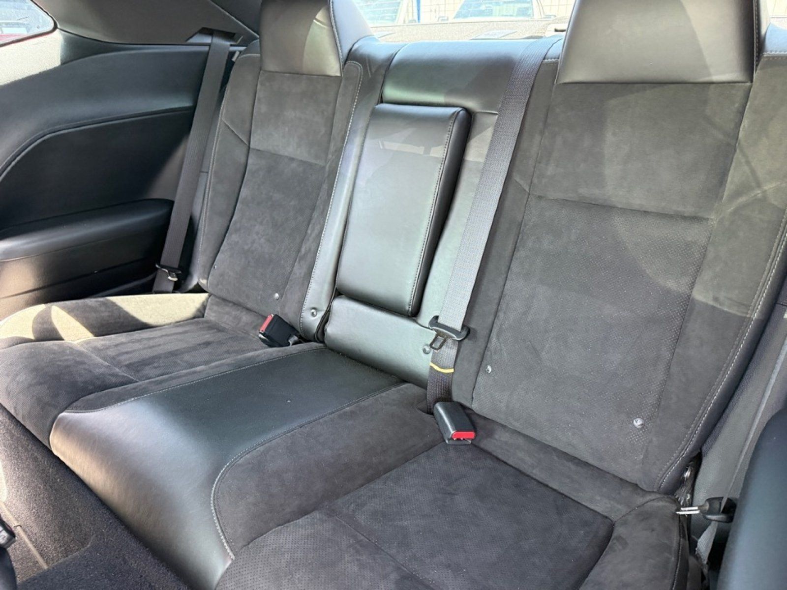 Used 2022 Dodge Challenger R/T Scat Pack RWD image 31