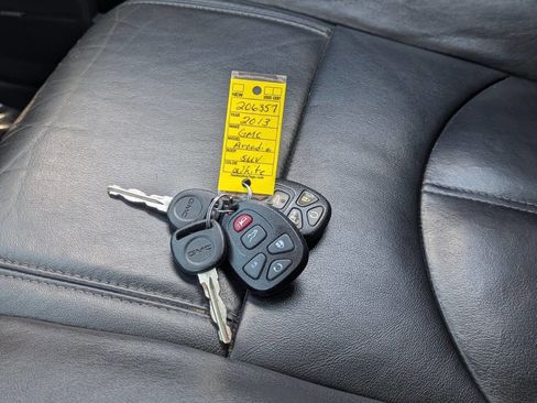 Used 2013 GMC Acadia SLT FWD image 35