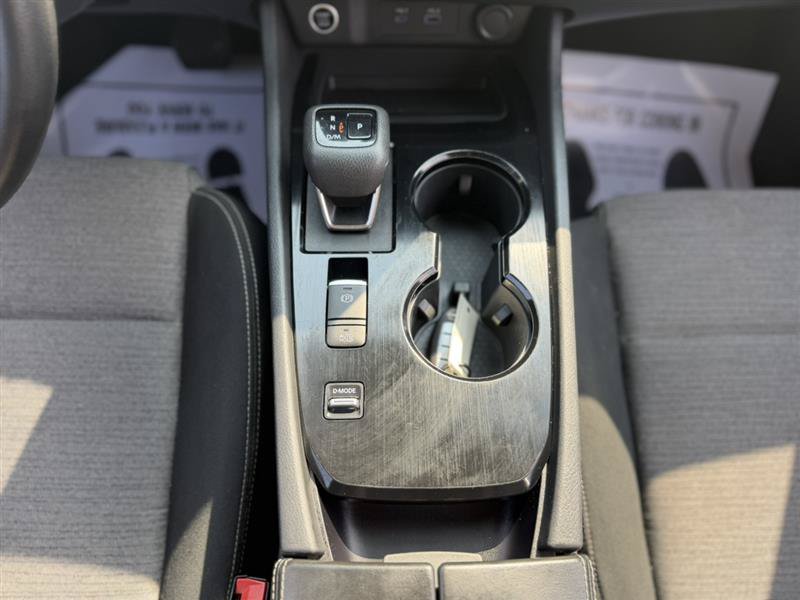 Used 2022 Nissan Rogue SV FWD image 34