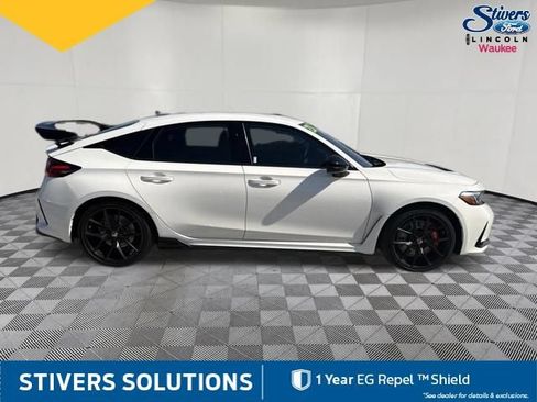 Used 2023 Honda Civic Type R image 5