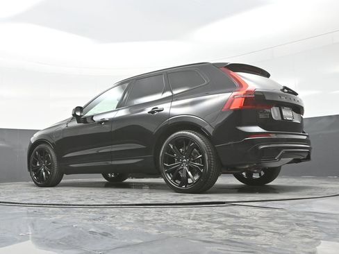 New 2026 Volvo XC60 T8 Ultra w/ Climate Package AWD/4WD image 33