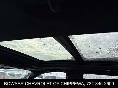 Certified 2025 Chevrolet Suburban RST w/ Comfort Package image 12