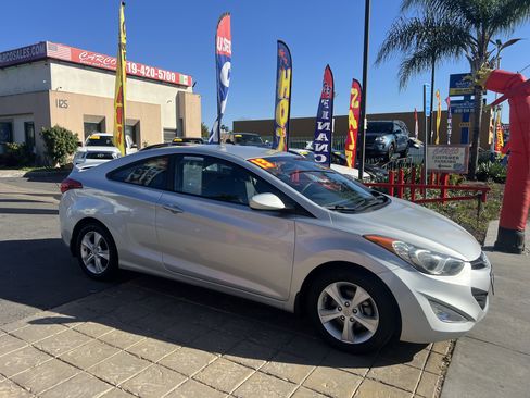 Used 2013 Hyundai Elantra image 10