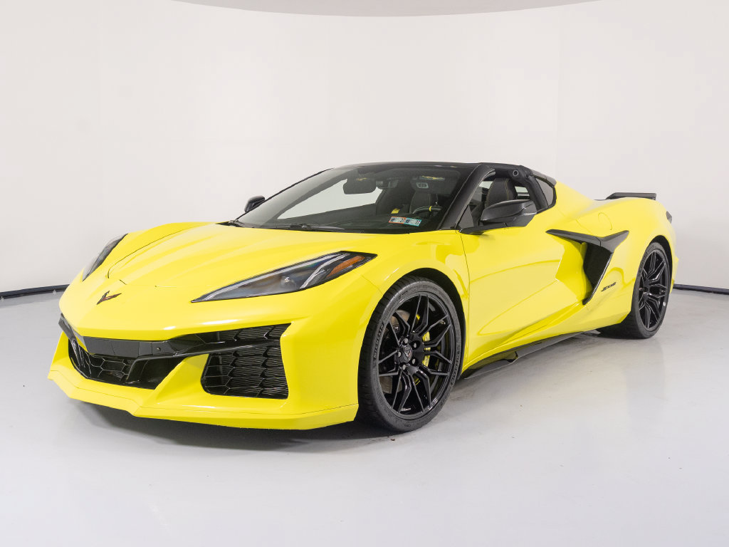 Used 2023 Chevrolet Corvette Z06 w/ Battery Protection Package RWD image 1