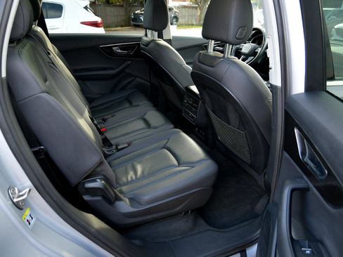 Used 2021 Audi Q7 3.0T Premium Plus image 31