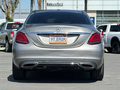 Used 2019 Mercedes-Benz C 300 Sedan image 4