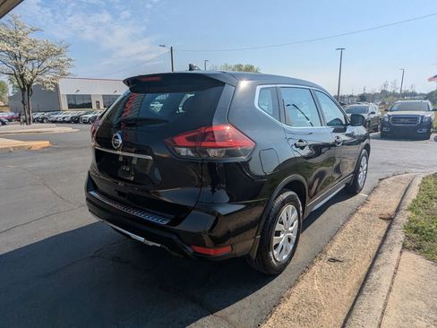 Used 2018 Nissan Rogue S FWD image 7