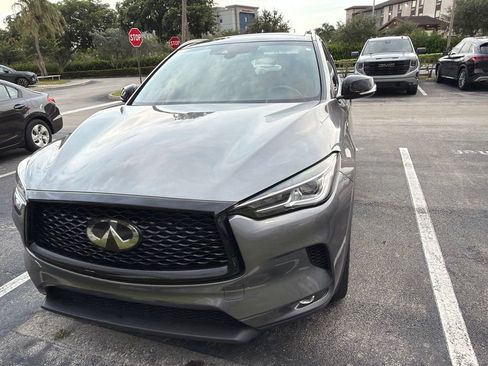 Used 2022 INFINITI QX50 Luxe w/ Appearance Package FWD image 11