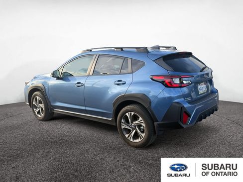 Used 2024 Subaru Crosstrek 2.0i Premium image 3