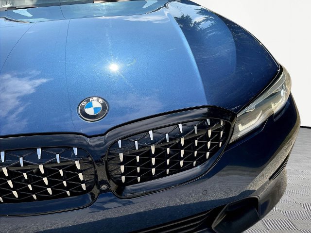 Used 2021 BMW 330i Sedan w/ Premium Package RWD image 34