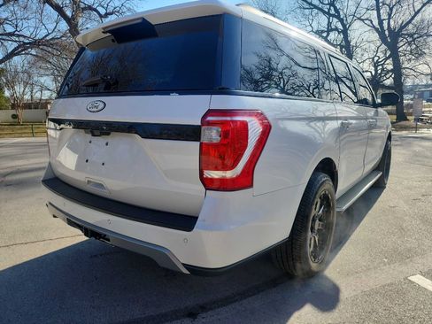 Used 2019 Ford Expedition Max XLT w/ Equipment Group 202A image 8