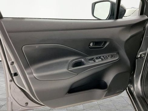Used 2025 Nissan Versa S w/ Trunk Package FWD image 16