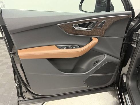 Used 2025 Audi Q7 3.0T Premium Plus image 10