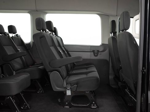 Used 2023 Ford Transit 350 XLT image 15