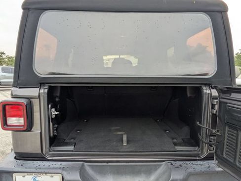 Used 2020 Jeep Wrangler Unlimited Sport AWD/4WD image 25